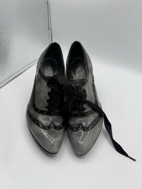 Michael Women’s Gray Black Lace Up Retro Style Heels Sz 7.5